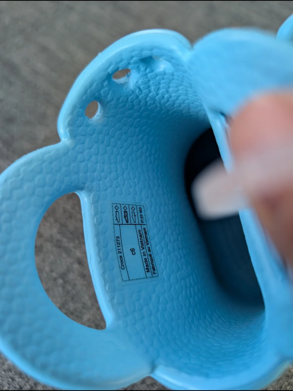 CROCS durable light